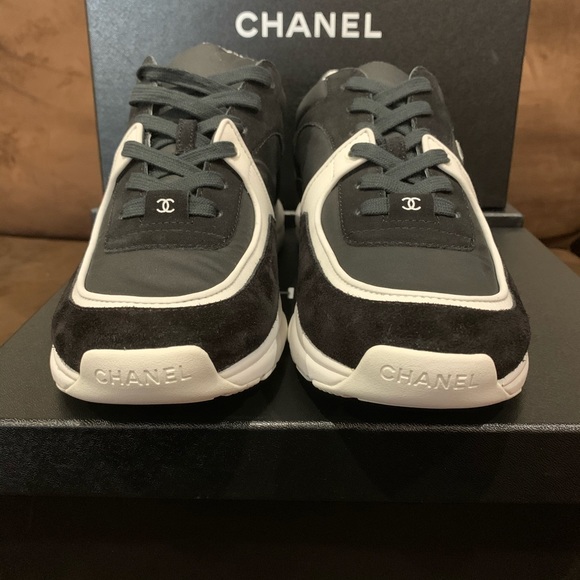 SOLD-Chanel Trainers Sz 41 - Picture 3 of 6